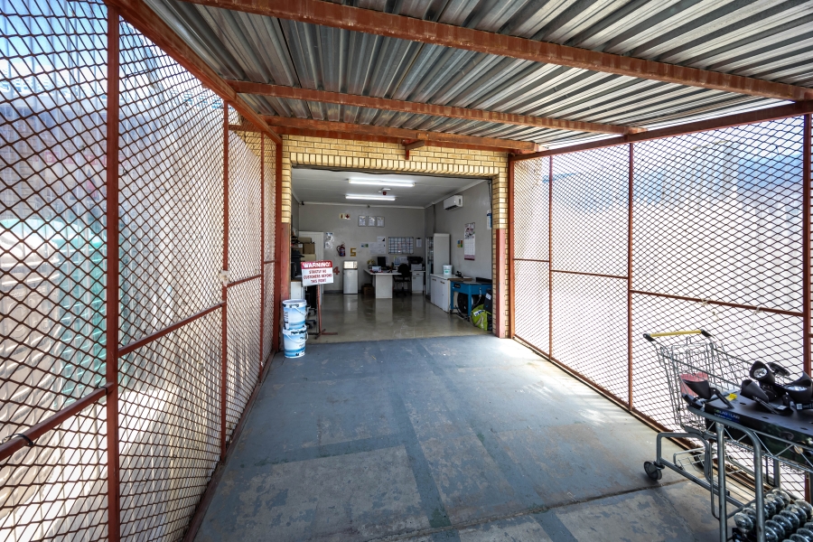 To Let commercial Property for Rent in Komani Park Eastern Cape